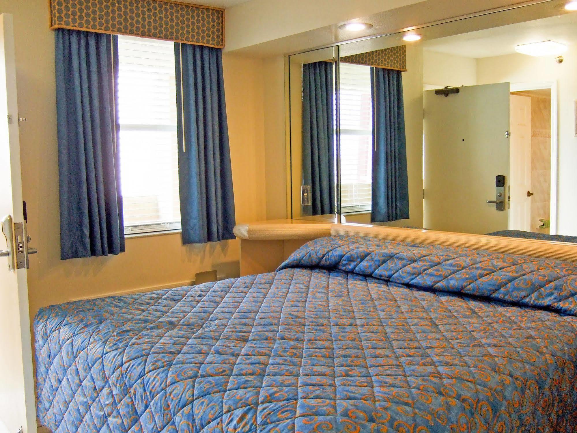 Harbour Beach Resort Studios! Daytona Beach Exteriör bild